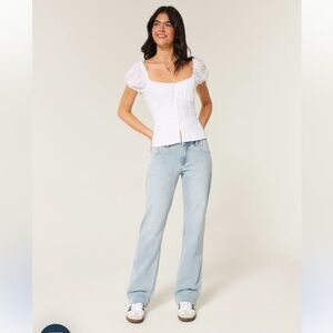 Hollister Low-Rise Light Wash Relaxed Straight Jeans